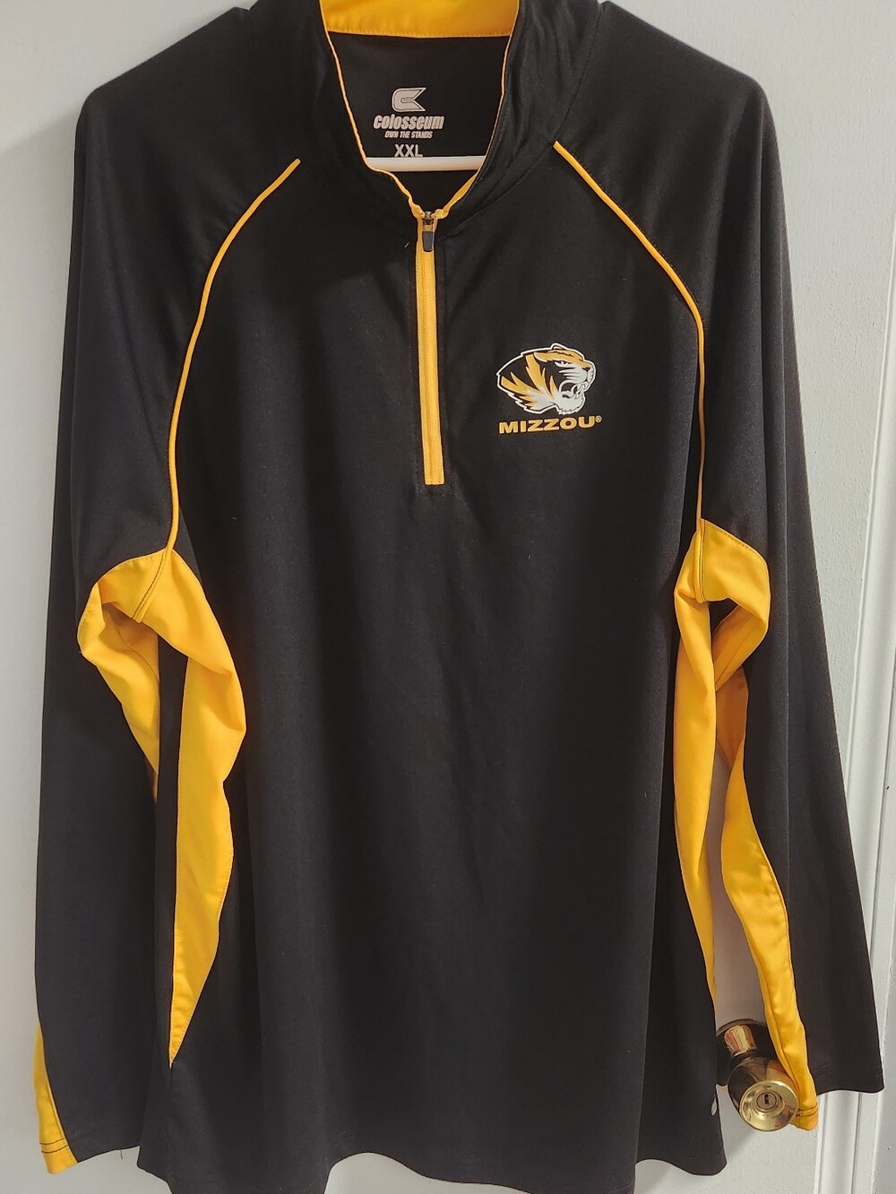 Colosseum Mizzou Black & Gold 1/4 Zip Team Pullover,  Size XXL